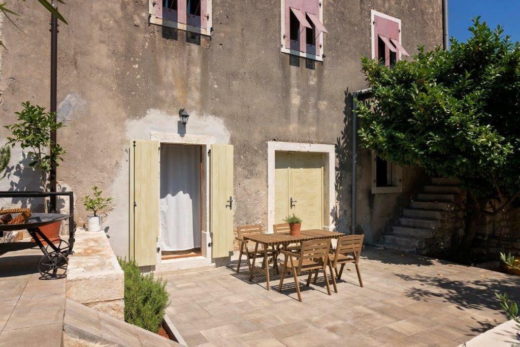 Old Town Studio And Apartment Vrsar Zewnętrze zdjęcie